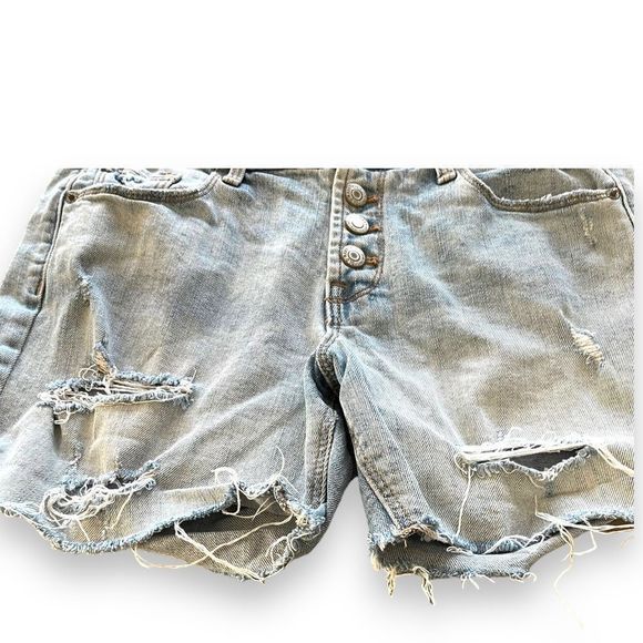 Old navy light wash distressed button fly jeans size 2 - Picture 5 of 8